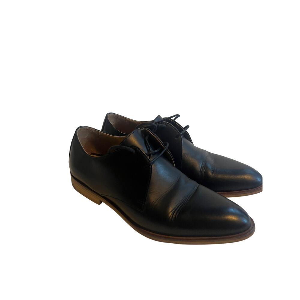 Everlane the modern oxford black size 5